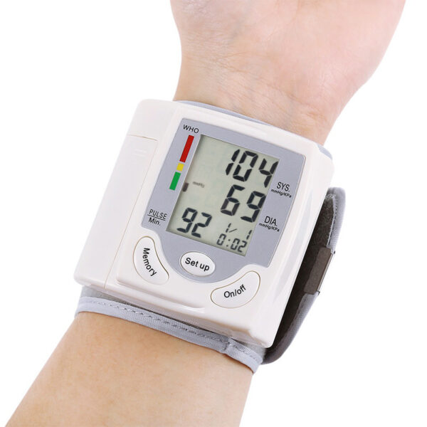 Wrist Blood Pressure Monitor, Fully Automatic Blood Pressure Measuring Device